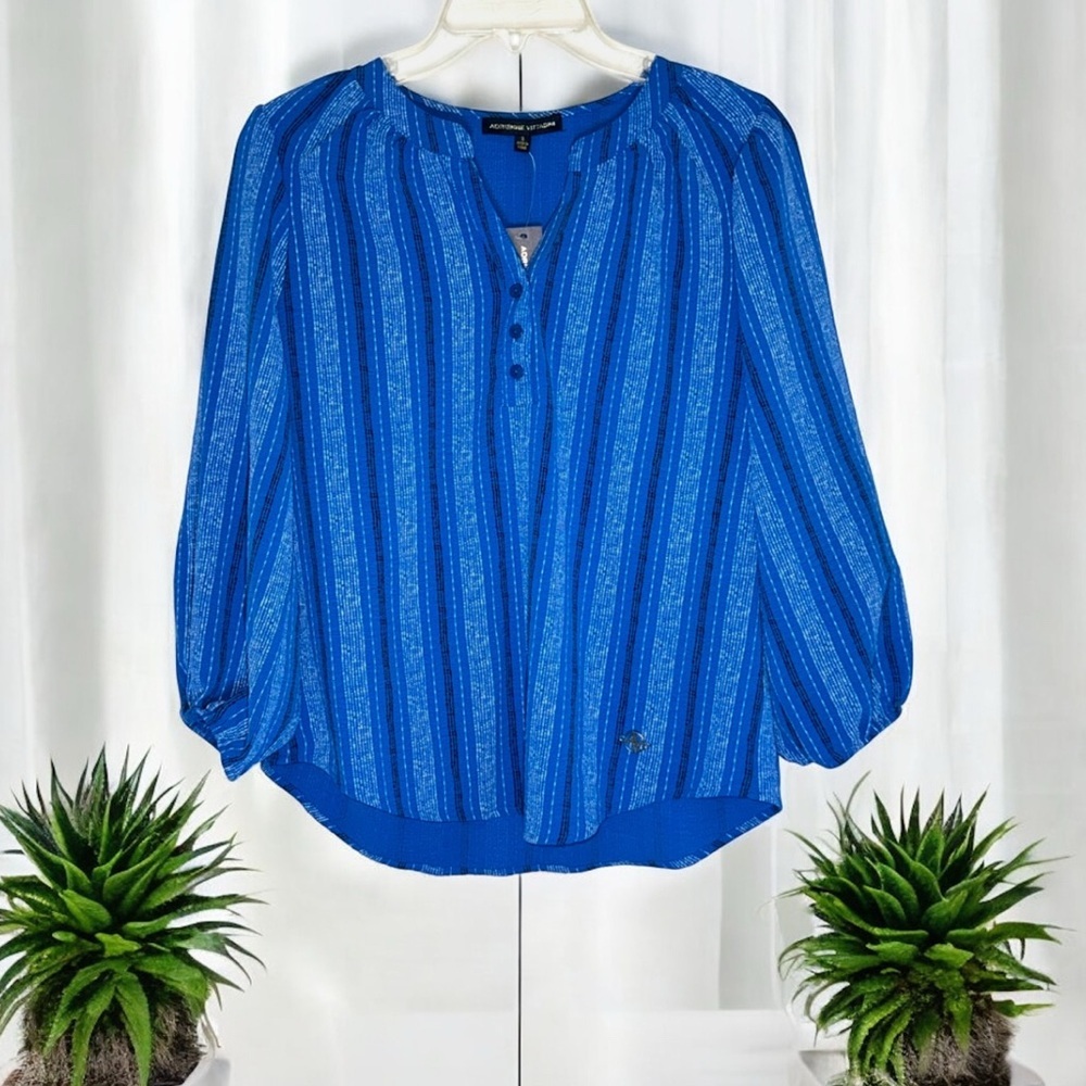 Adrienne Vittadini Vibrant Blue Polyester Blouse with 3/4 length sleeves size S